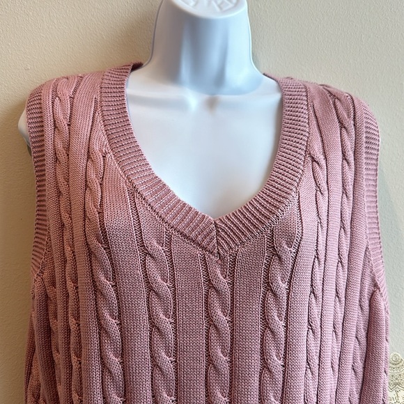 NWT Altar’d state pink sweater vest - medium - Picture 3 of 5